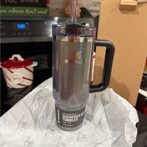 THE MIDNIGHT GLITZ QUENCHER H2.O FLOWSTATE™ TUMBLER | 30 OZ